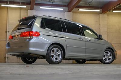 2009 Honda Odyssey Touring - Photo 7 - Van Nuys, CA 91402