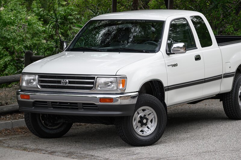 1995 Toyota T100 SR5 - Photo 1 - Van Nuys, CA 91402