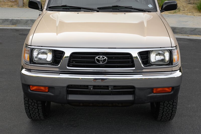 1996 Toyota Tacoma V6 - Photo 18 - Van Nuys, CA 91402