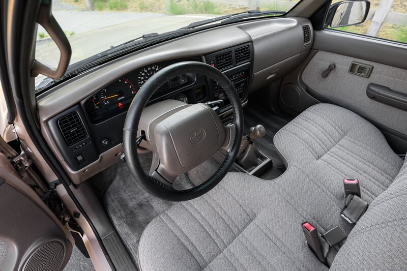1996 Toyota Tacoma V6 - Photo 34 - Van Nuys, CA 91402