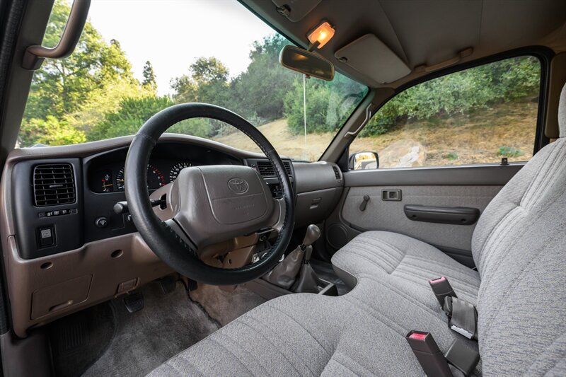 1996 Toyota Tacoma V6 - Photo 35 - Van Nuys, CA 91402