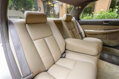 1992 Lexus LS 400   - Photo 69 - Van Nuys, CA 91402