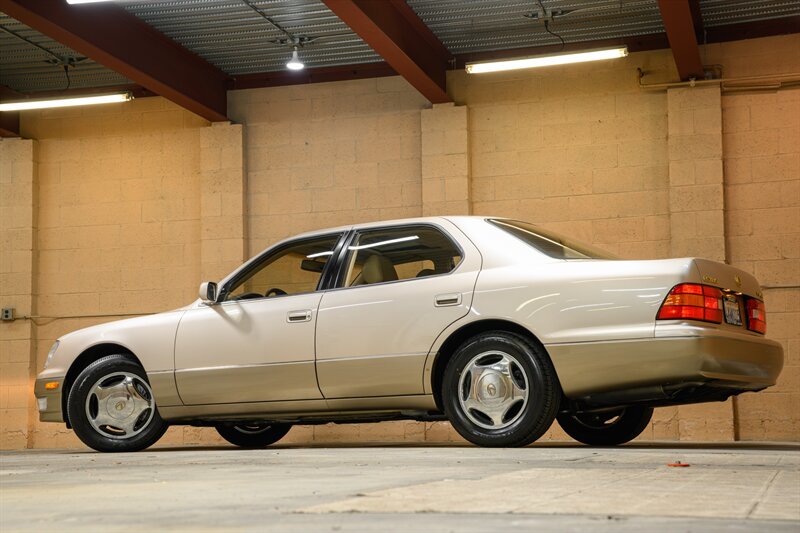 1998 Lexus LS 400 - Photo 23 - La Crescenta, CA 91214