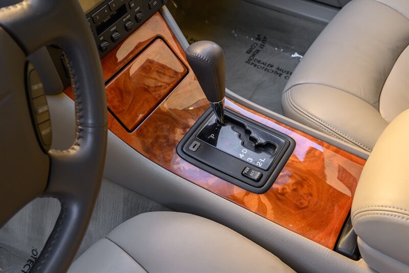 1998 Lexus LS 400 - Photo 43 - La Crescenta, CA 91214