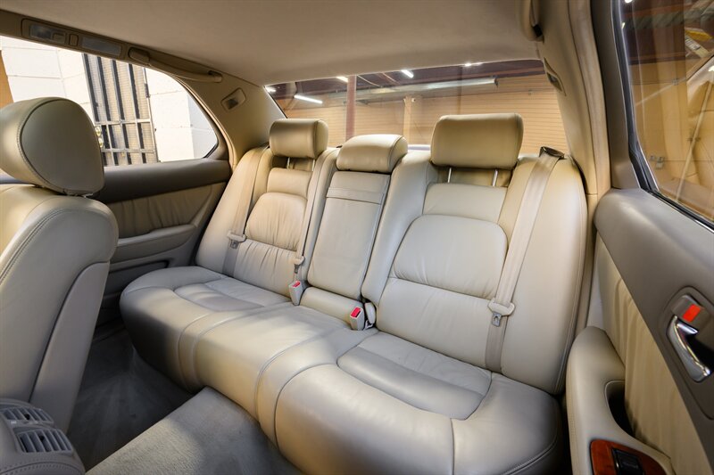 1998 Lexus LS 400 - Photo 48 - La Crescenta, CA 91214