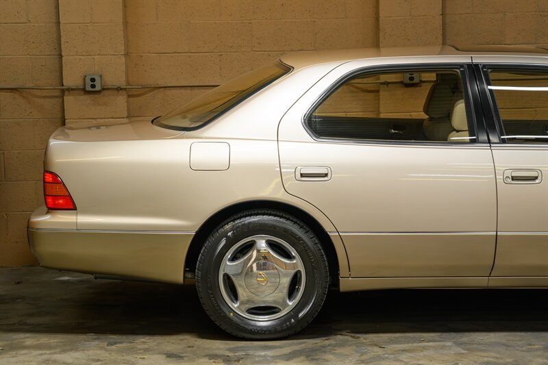 1998 Lexus LS 400 - Photo 36 - La Crescenta, CA 91214