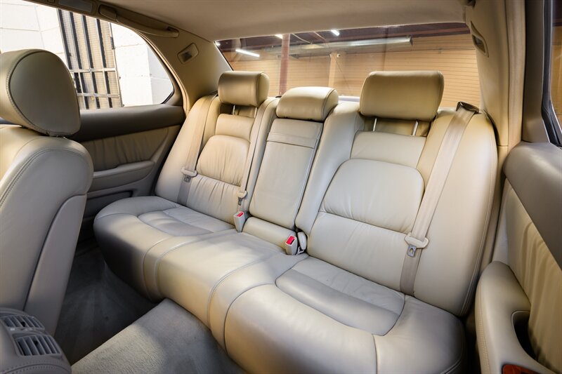 1998 Lexus LS 400 - Photo 47 - La Crescenta, CA 91214