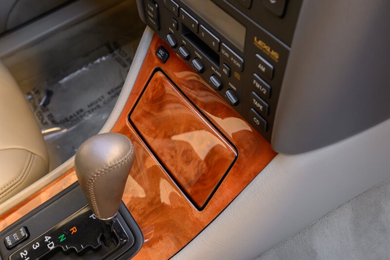 1998 Lexus LS 400 - Photo 62 - La Crescenta, CA 91214