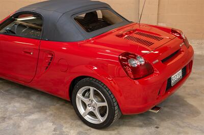 2003 Toyota MR2 Spyder - Photo 25 - Van Nuys, CA 91402