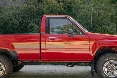 1986 Toyota Pickup SR5   - Photo 22 - Van Nuys, CA 91402