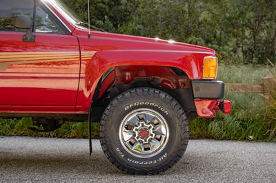 1986 Toyota Pickup SR5   - Photo 21 - Van Nuys, CA 91402