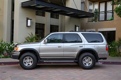 1999 Toyota 4Runner SR5 - Photo 37 - Van Nuys, CA 91402