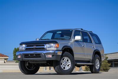 1999 Toyota 4Runner SR5 - Photo 1 - Van Nuys, CA 91402