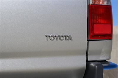 1999 Toyota 4Runner SR5 - Photo 15 - Van Nuys, CA 91402