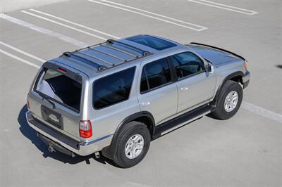 1999 Toyota 4Runner SR5 - Photo 3 - Van Nuys, CA 91402
