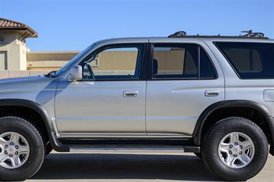 1999 Toyota 4Runner SR5 - Photo 24 - Van Nuys, CA 91402