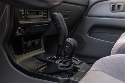 2001 Toyota 4Runner SR5   - Photo 40 - Van Nuys, CA 91402