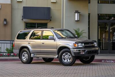 2001 Toyota 4Runner SR5   - Photo 28 - Van Nuys, CA 91402