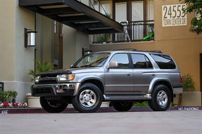 2001 Toyota 4Runner SR5   - Photo 5 - Van Nuys, CA 91402