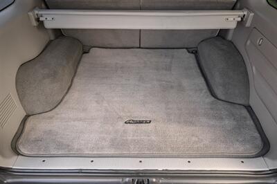2001 Toyota 4Runner SR5   - Photo 44 - Van Nuys, CA 91402