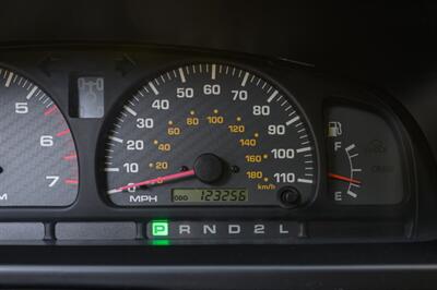 2001 Toyota 4Runner SR5   - Photo 39 - Van Nuys, CA 91402