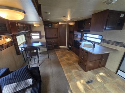 2012 Forest River Rockwood 8314BSS - Photo 6 - Liberty, TX 77575