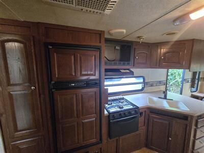 2012 Forest River Rockwood 8314BSS - Photo 7 - Liberty, TX 77575