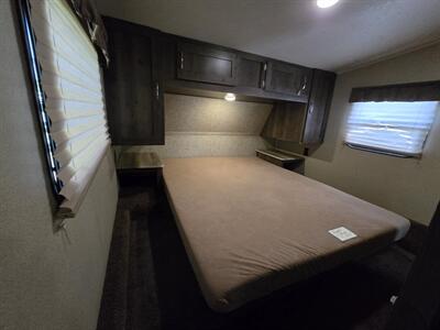 2017 Palomino Puma 295BHSS - Photo 10 - Liberty, TX 77575