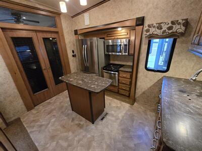 2015 Forest River Cedar Creek 38RD   - Photo 8 - Liberty, TX 77575