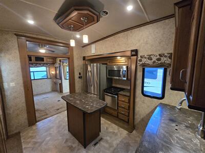 2015 Forest River Cedar Creek 38RD   - Photo 21 - Liberty, TX 77575