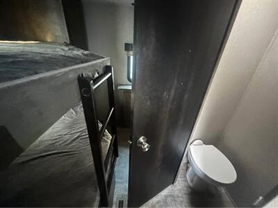 2020 KZRV Connect C332BHK   - Photo 2 - Liberty, TX 77575