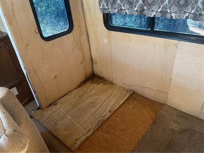 2014 Forest River Salem 29FKBS   - Photo 8 - Liberty, TX 77575