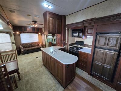 2012 Forest River Sandpiper 340RL   - Photo 4 - Liberty, TX 77575
