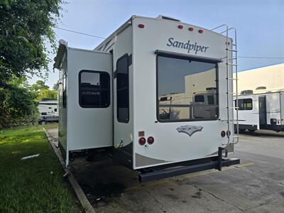 2012 Forest River Sandpiper 340RL   - Photo 2 - Liberty, TX 77575