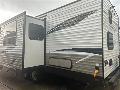2019 Starcraft AUTUMN RIDGE 27BHS   - Photo 3 - Liberty, TX 77575
