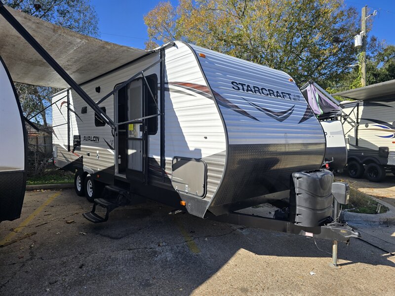 2018 Starcraft Avalon  