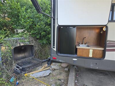 2014 Wildwood Heritage Glen 282RK   - Photo 4 - Liberty, TX 77575