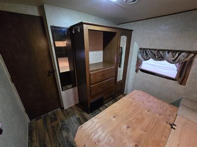 2014 Wildwood Heritage Glen 282RK   - Photo 11 - Liberty, TX 77575