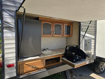 2016 Prime Time RV Avenger M-32BIT   - Photo 4 - Liberty, TX 77575