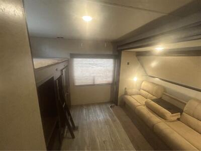 2018 Forest River Cherokee 294BH   - Photo 5 - Liberty, TX 77575