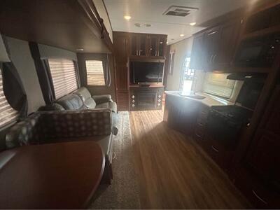 2016 Forest River Wildcat 31SAX   - Photo 12 - Liberty, TX 77575