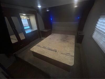 2016 Forest River Wildcat 31SAX   - Photo 8 - Liberty, TX 77575