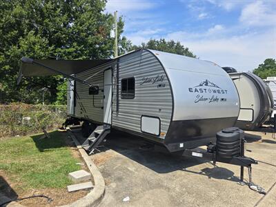 2023 East to West Silver Lake 26BHLE   - Photo 1 - Liberty, TX 77575