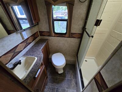 2010 Jayco Greyhawk 31FS   - Photo 17 - Liberty, TX 77575