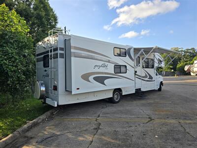 2010 Jayco Greyhawk 31FS   - Photo 4 - Liberty, TX 77575