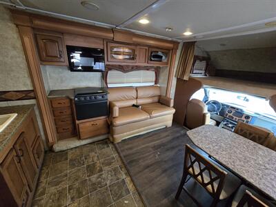 2010 Jayco Greyhawk 31FS   - Photo 6 - Liberty, TX 77575