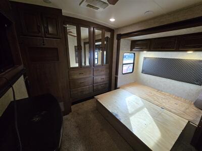 2016 Forest River Sierra 401FLX   - Photo 11 - Liberty, TX 77575