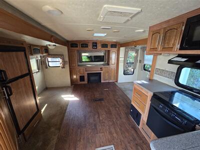 2014 Forest River Windjammer 3065WA   - Photo 3 - Liberty, TX 77575