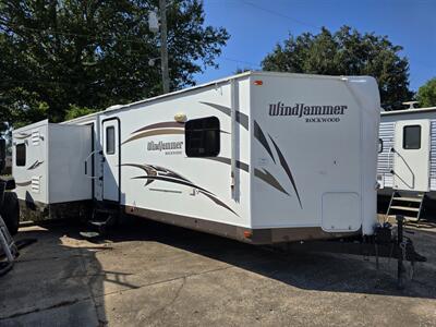 2014 Forest River Windjammer 3065WA   - Photo 10 - Liberty, TX 77575