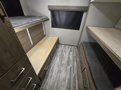 2022 Grand Design RV Imagine 3250BH - Photo 8 - Liberty, TX 77575